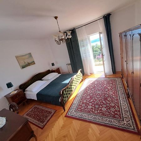 Apartment Artemisia 1 Трогир Экстерьер фото